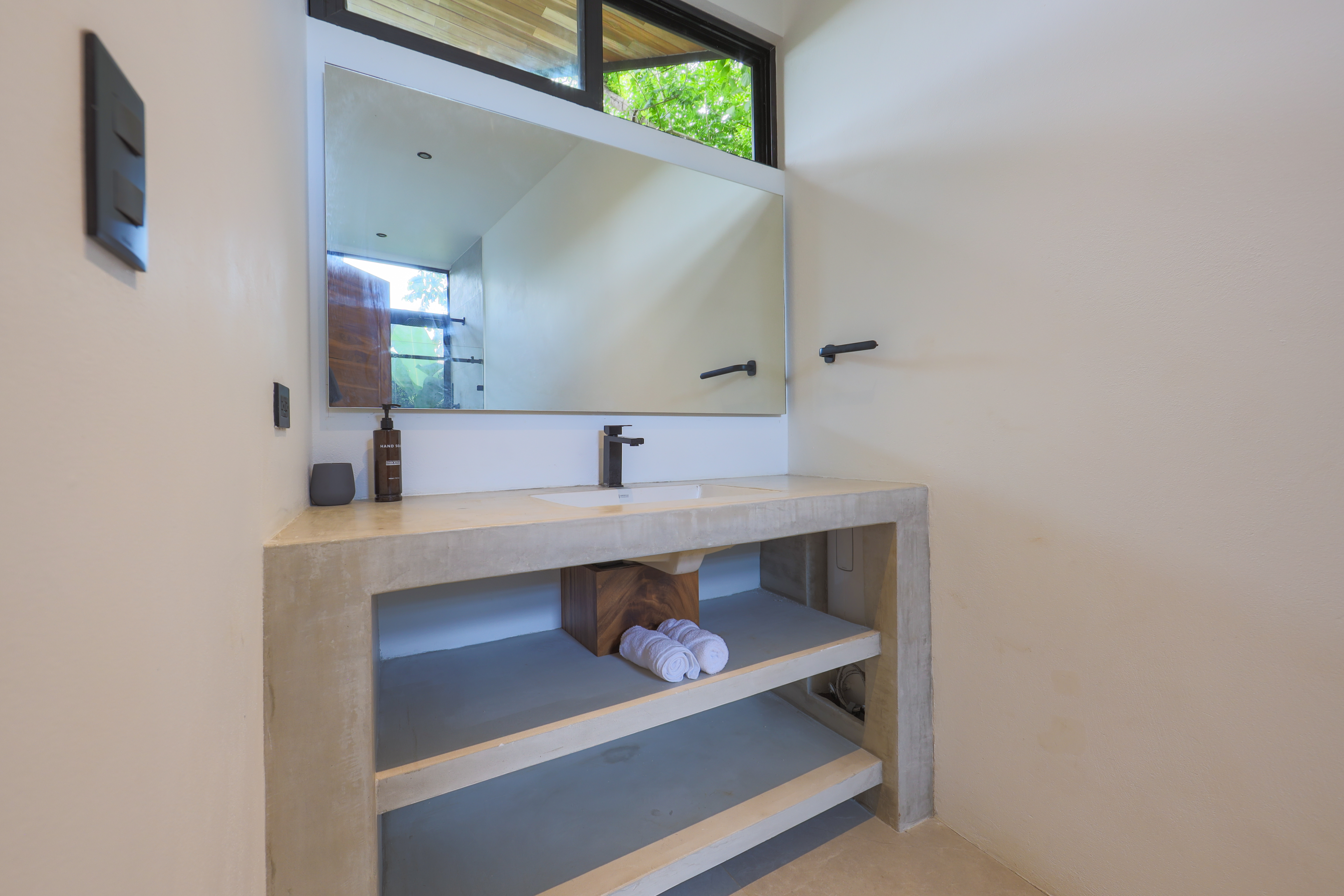 5 bed Single Family Homes For Sale in Playa Grande, Guanacaste - thumb 29