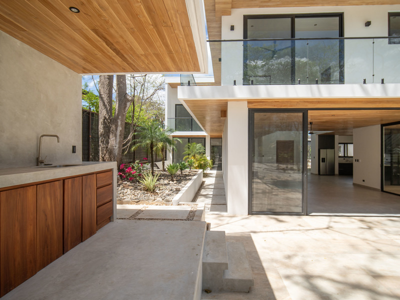4 bed Single Family Homes For Sale in Playa Grande, Guanacaste - hero 27
