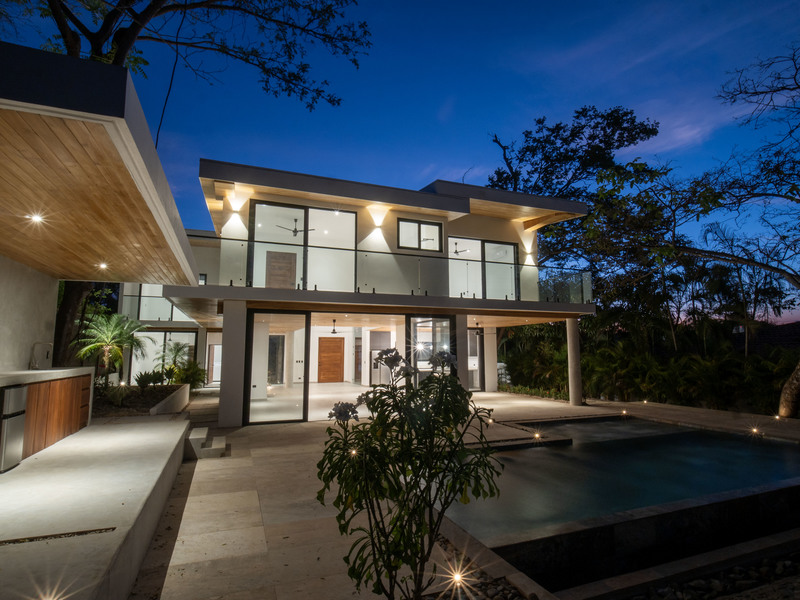 4 bed Single Family Homes For Sale in Playa Grande, Guanacaste - hero 3