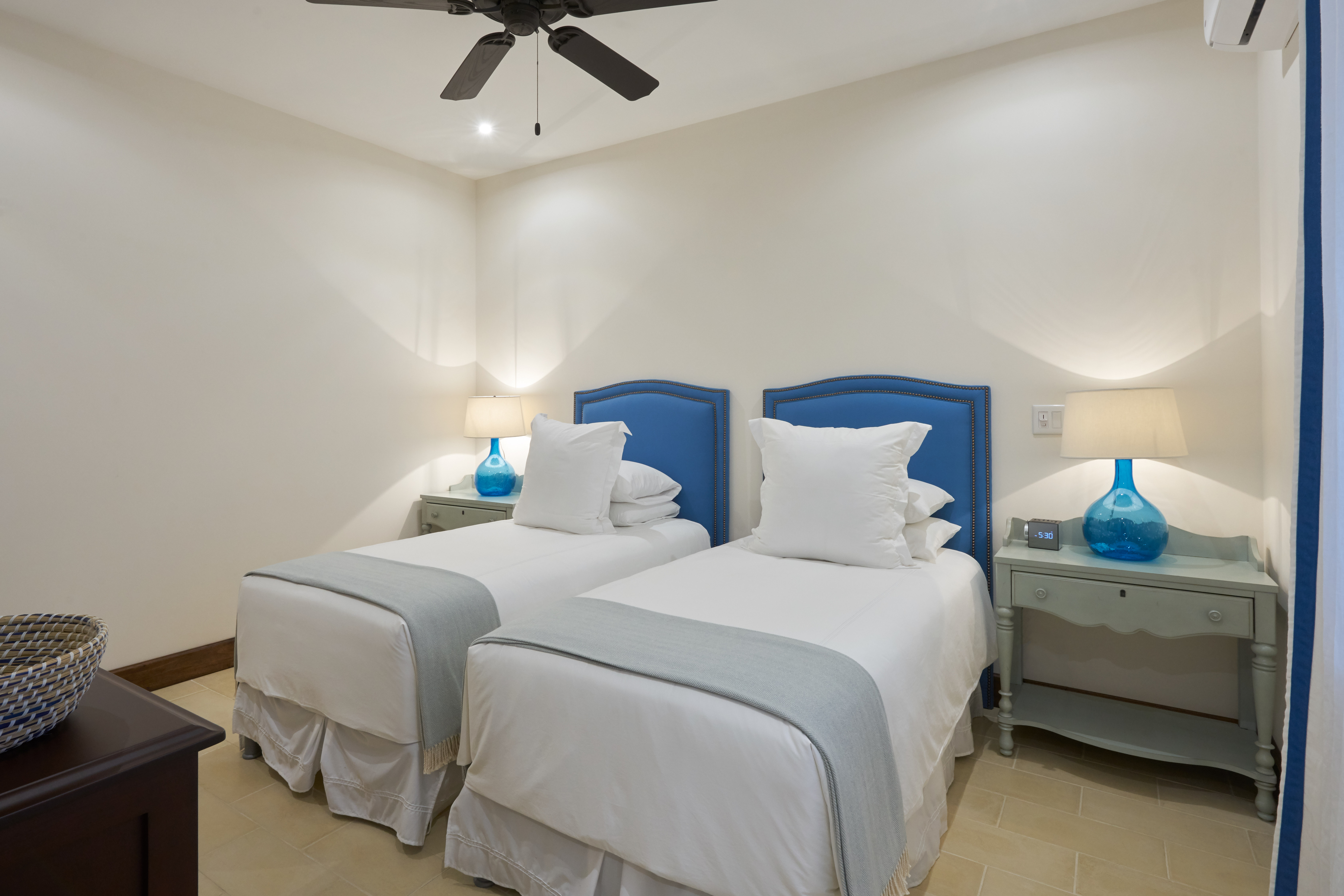 5 bed Single Family Homes For Sale in Playa Danta, Guanacaste - thumb 29