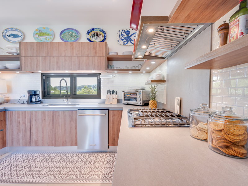 5 bed Single Family Homes For Sale in Playa Potrero, Guanacaste - hero 5