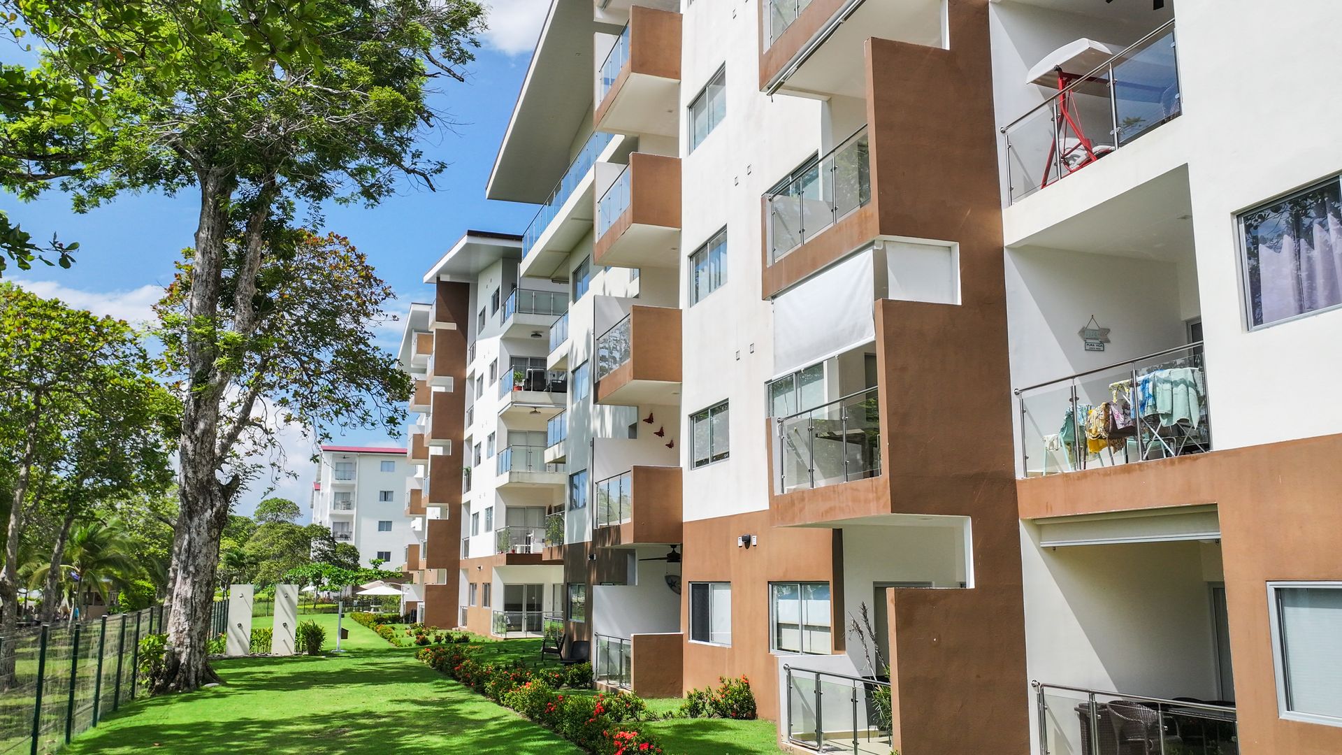 2 bed Condo For Sale in Bejuco, Puntarenas - thumb 2
