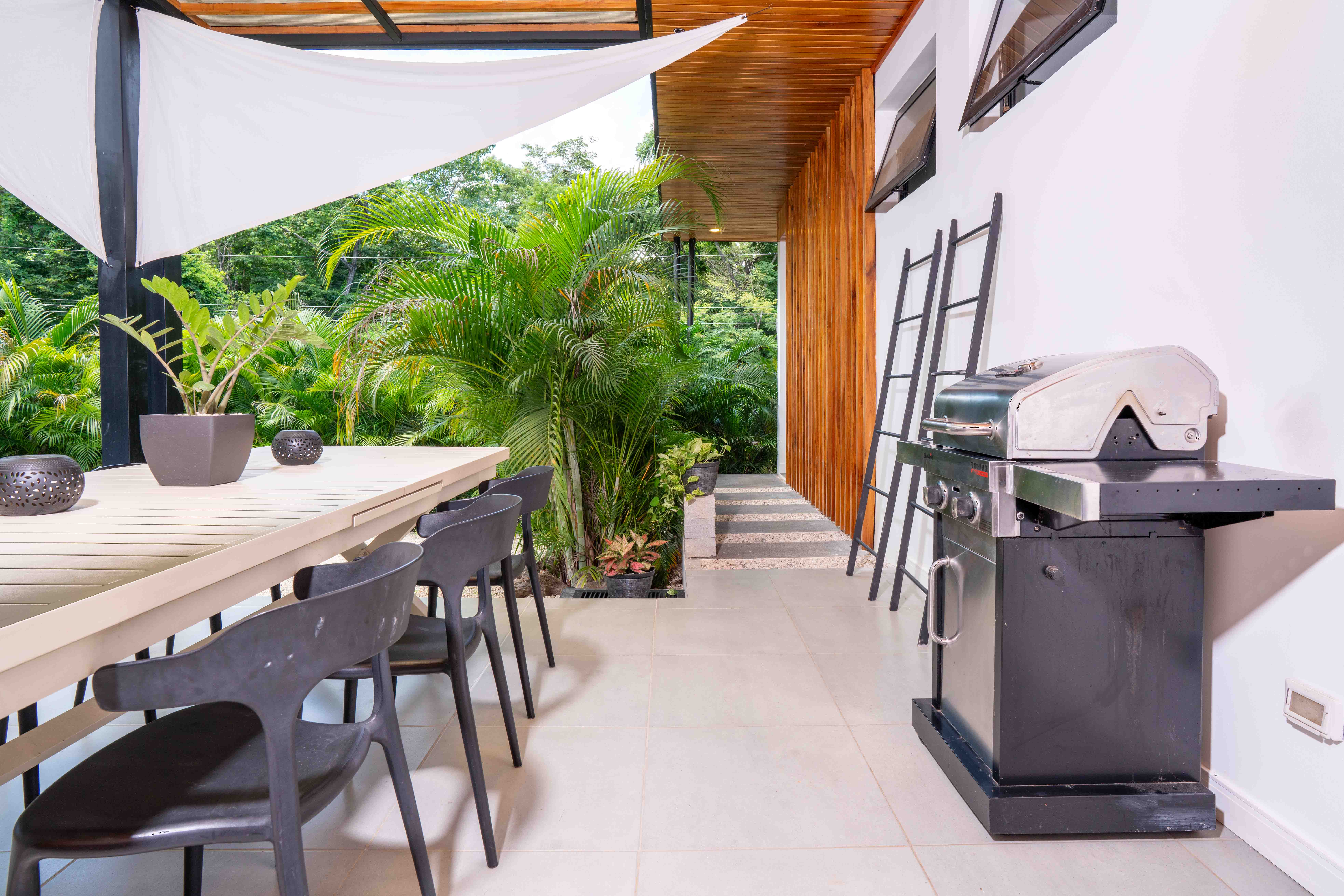 4 bed Single Family Homes For Sale in Playa Grande, Guanacaste - thumb 10