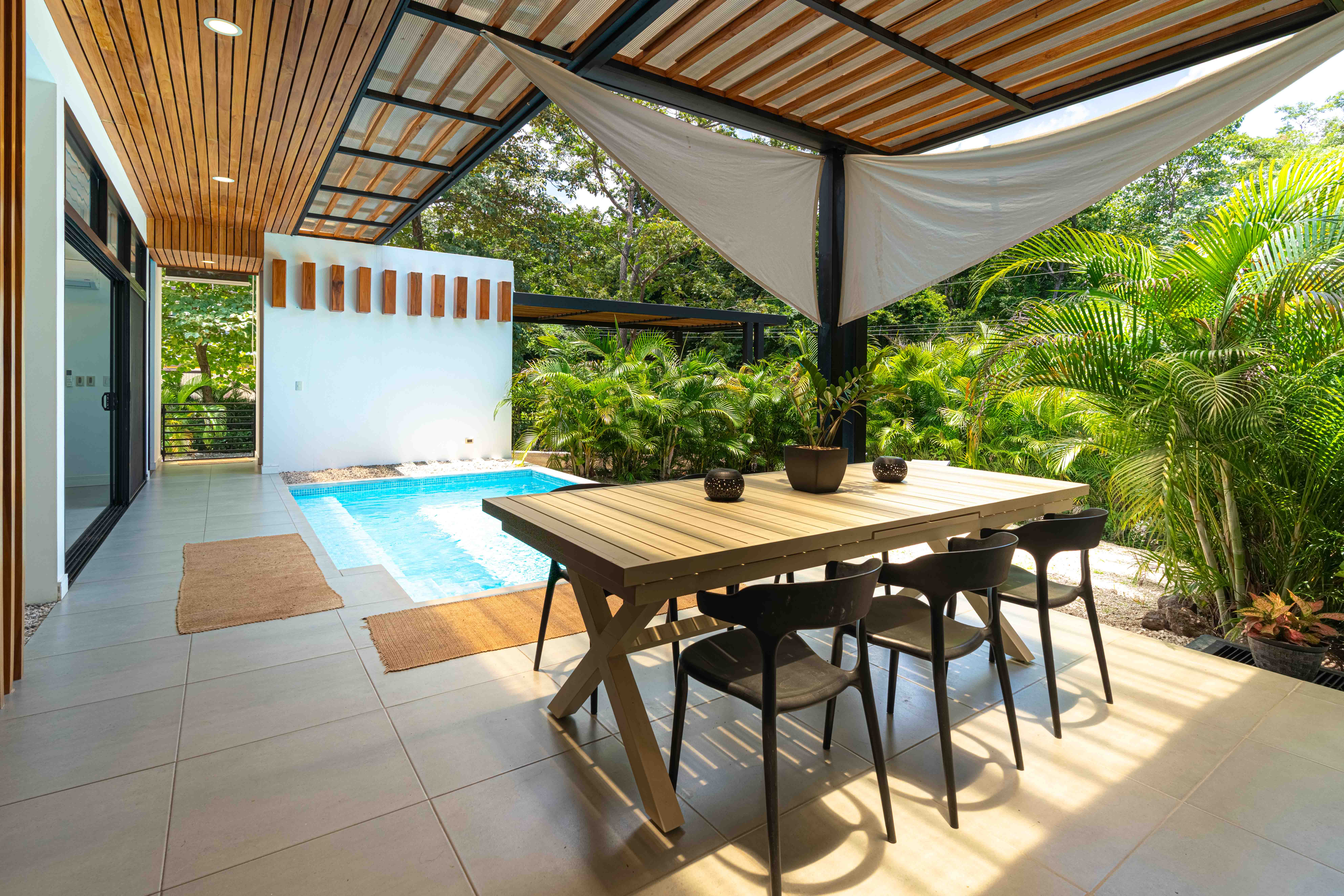 4 bed Single Family Homes For Sale in Playa Grande, Guanacaste - thumb 8