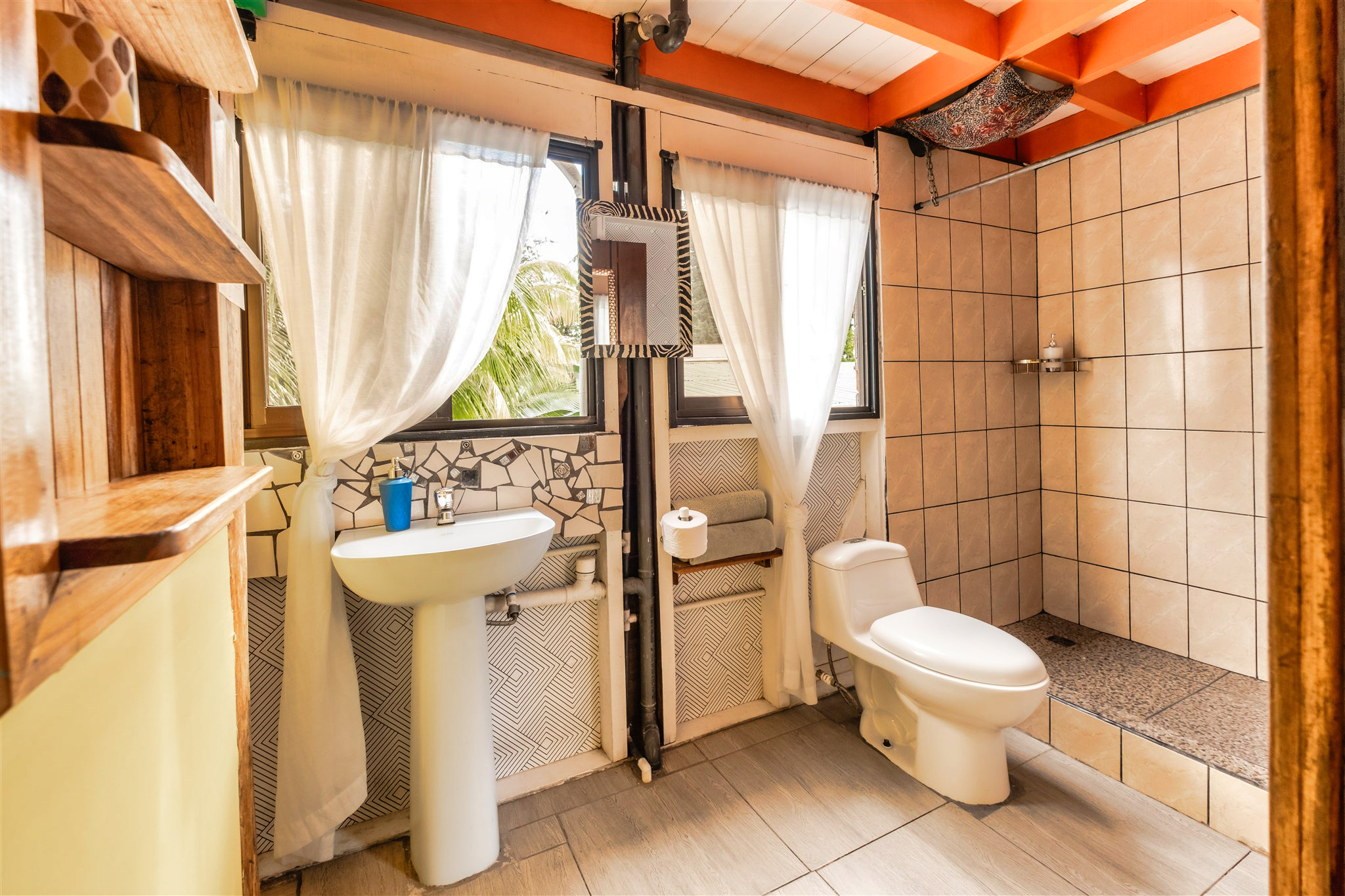6 bed Single Family Homes For Sale in Puerto Viejo, Limón - thumb 28