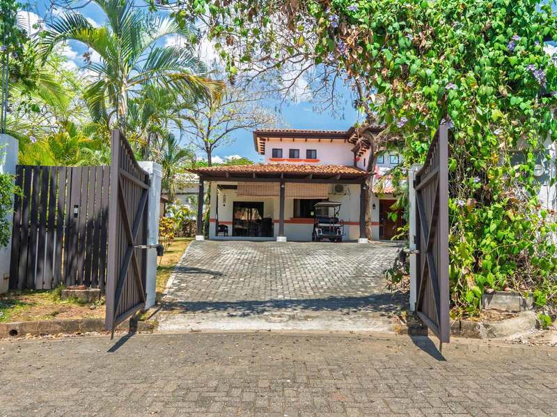 3 bed Single Family Homes For Sale in Tamarindo, Guanacaste - 1