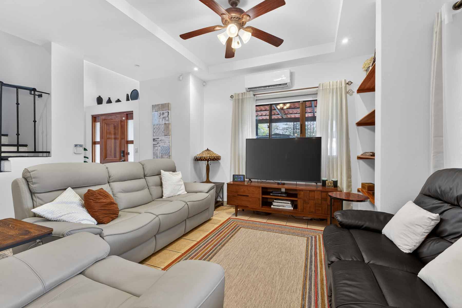 3 bed Single Family Homes For Sale in Tamarindo, Guanacaste - thumb 6
