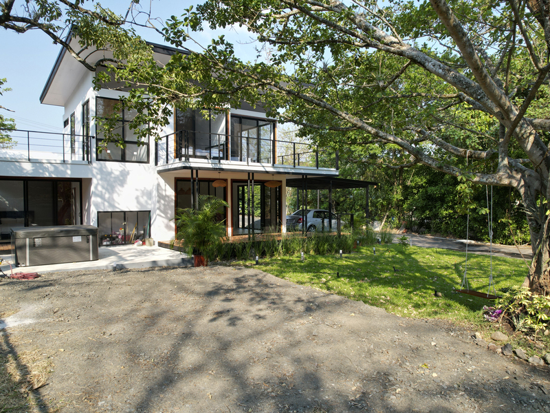 5 bed Single Family Homes For Sale in Atenas, Alajuela - hero 3