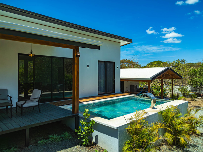 4 bed Single Family Homes For Sale in Playa Negra, Guanacaste - hero 5