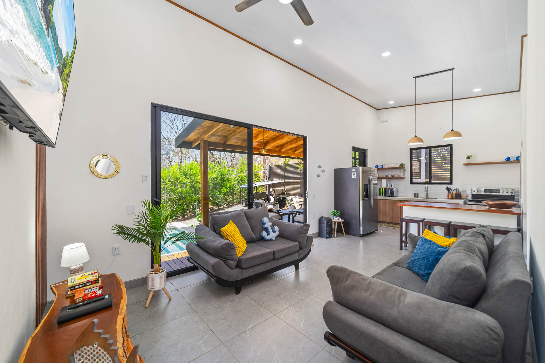 4 bed Single Family Homes For Sale in Playa Negra, Guanacaste - thumb 25
