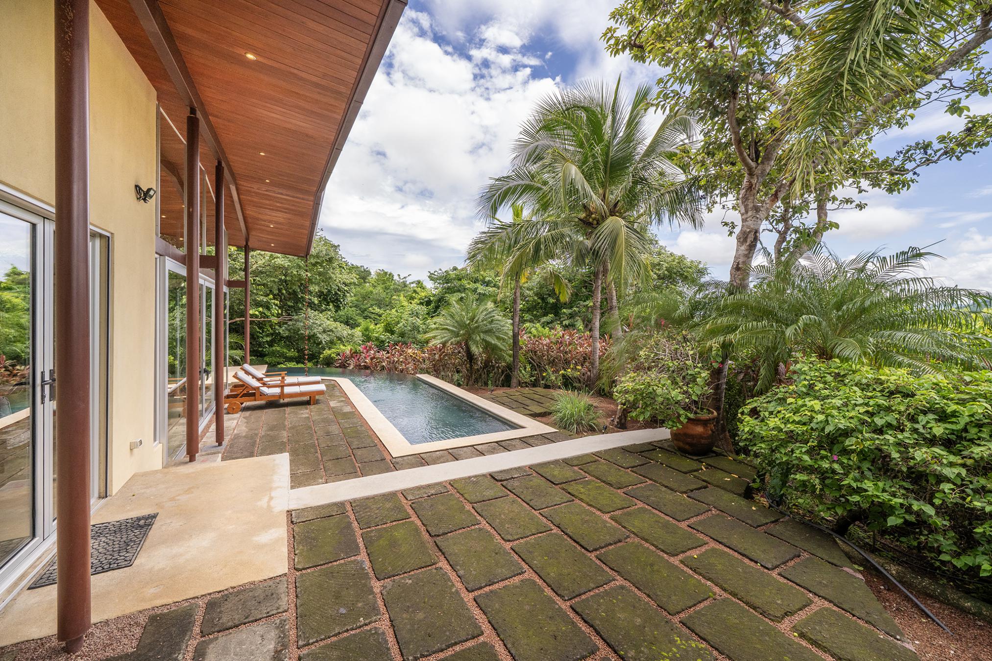 2 bed Single Family Homes For Sale in Tamarindo, Guanacaste - thumb 26