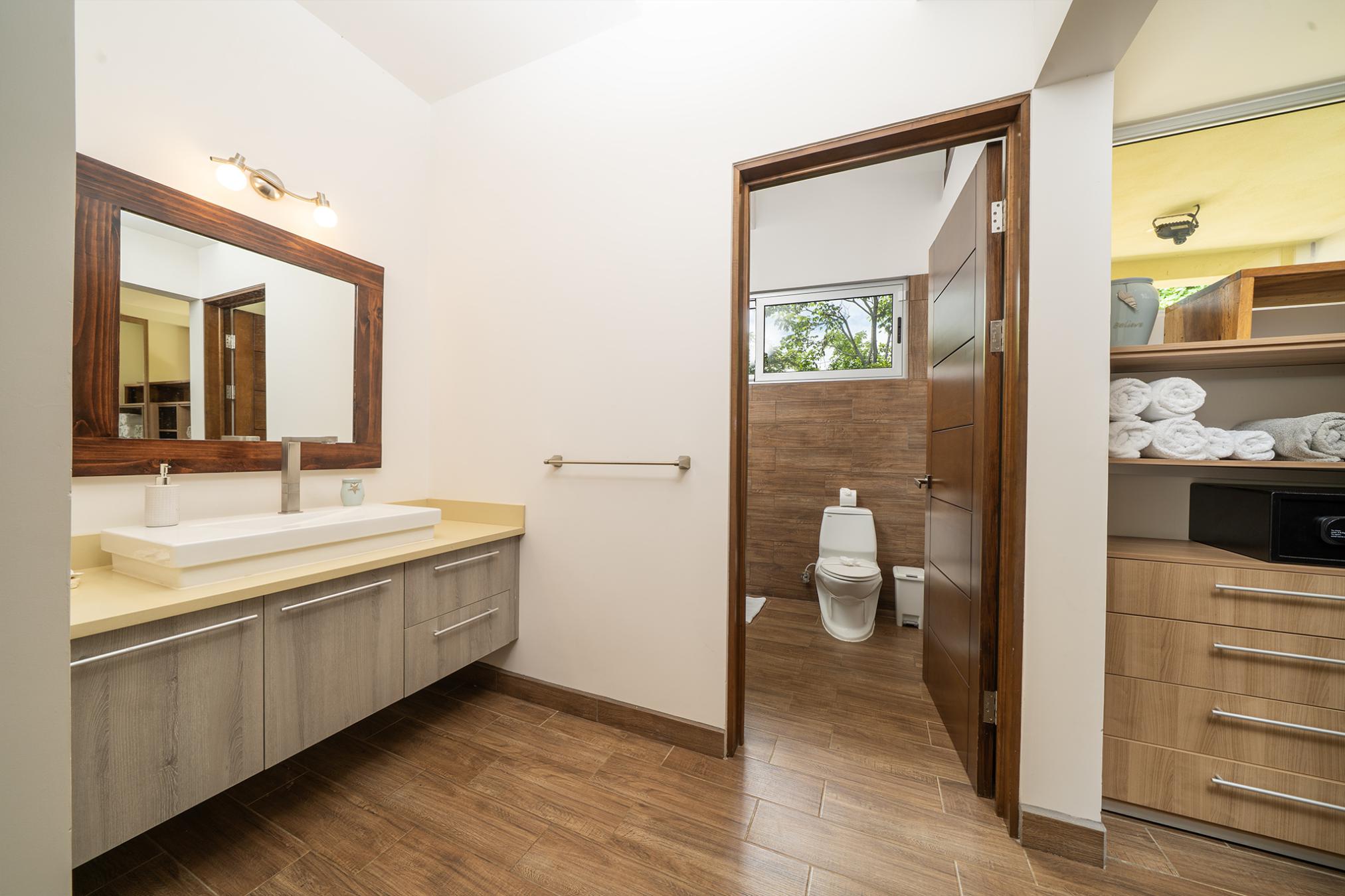 2 bed Single Family Homes For Sale in Tamarindo, Guanacaste - thumb 4