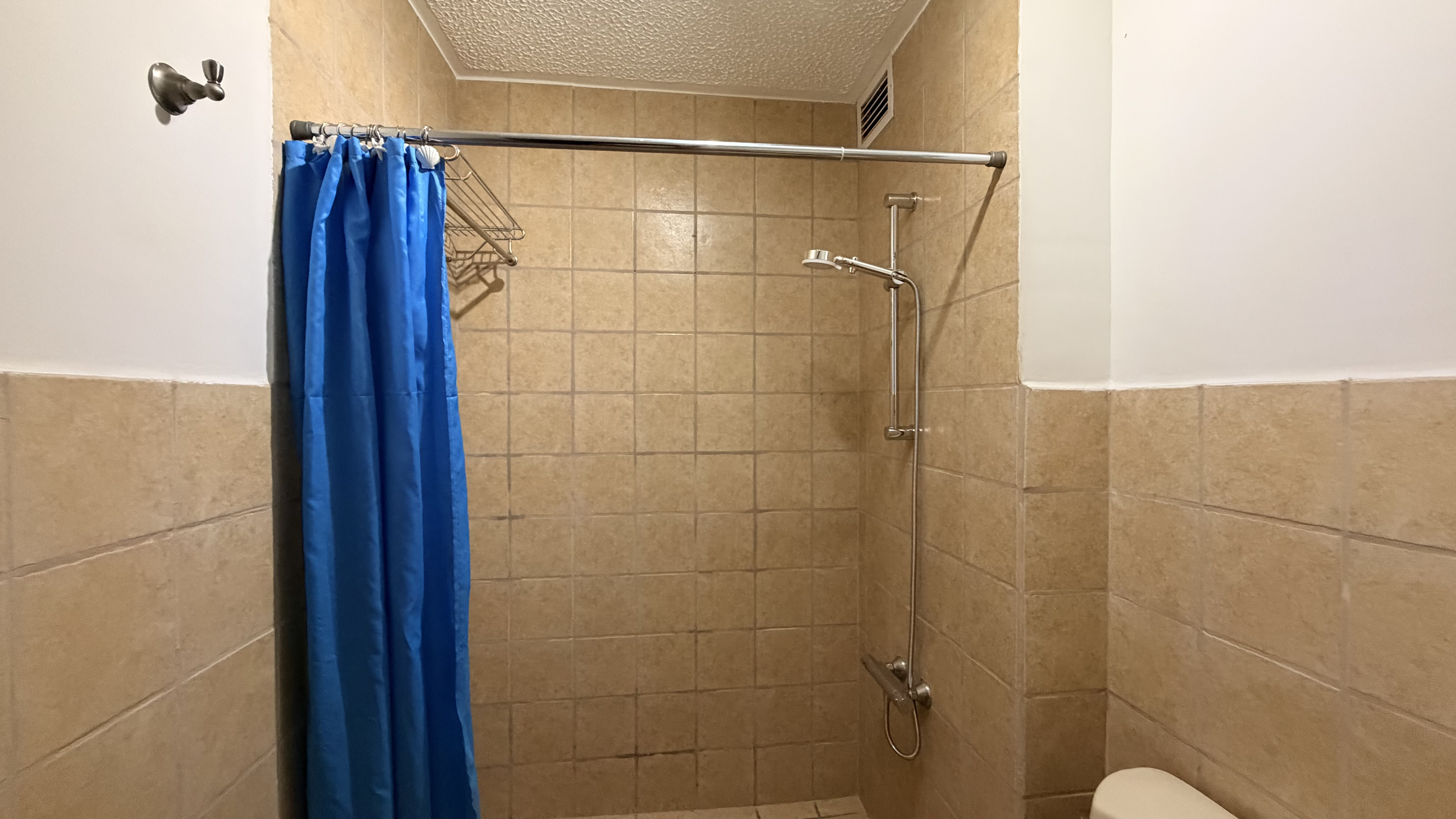 3 bed Condo For Sale in Jaco, Puntarenas - thumb 9