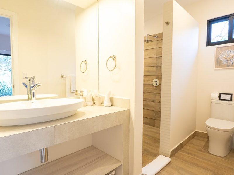 7 bed Single Family Homes For Sale in Tamarindo, Guanacaste - hero 17