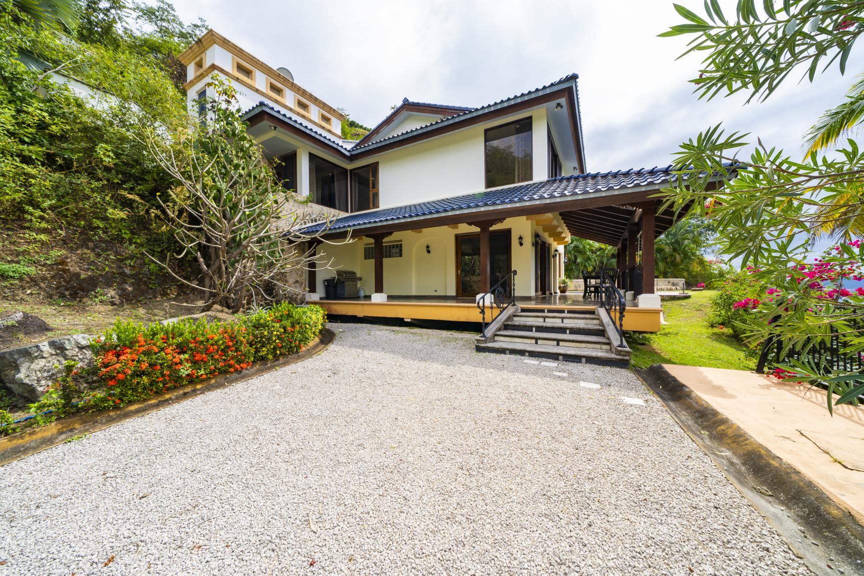 4 bed Single Family Homes For Sale in Playa Prieta, Guanacaste - thumb 6