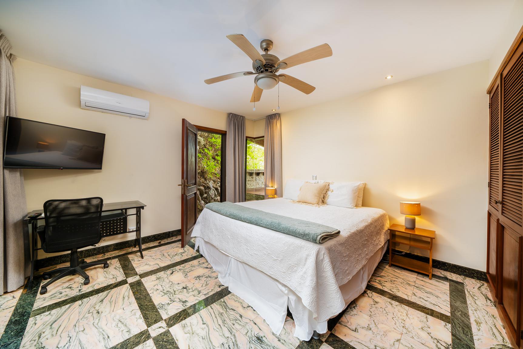 4 bed Single Family Homes For Sale in Playa Prieta, Guanacaste - thumb 30