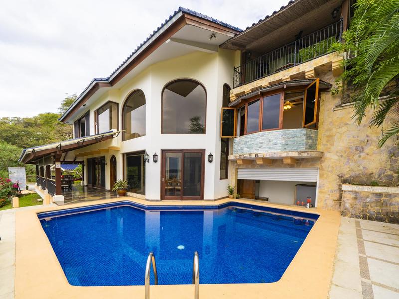 4 bed Single Family Homes For Sale in Playa Prieta, Guanacaste - hero 4