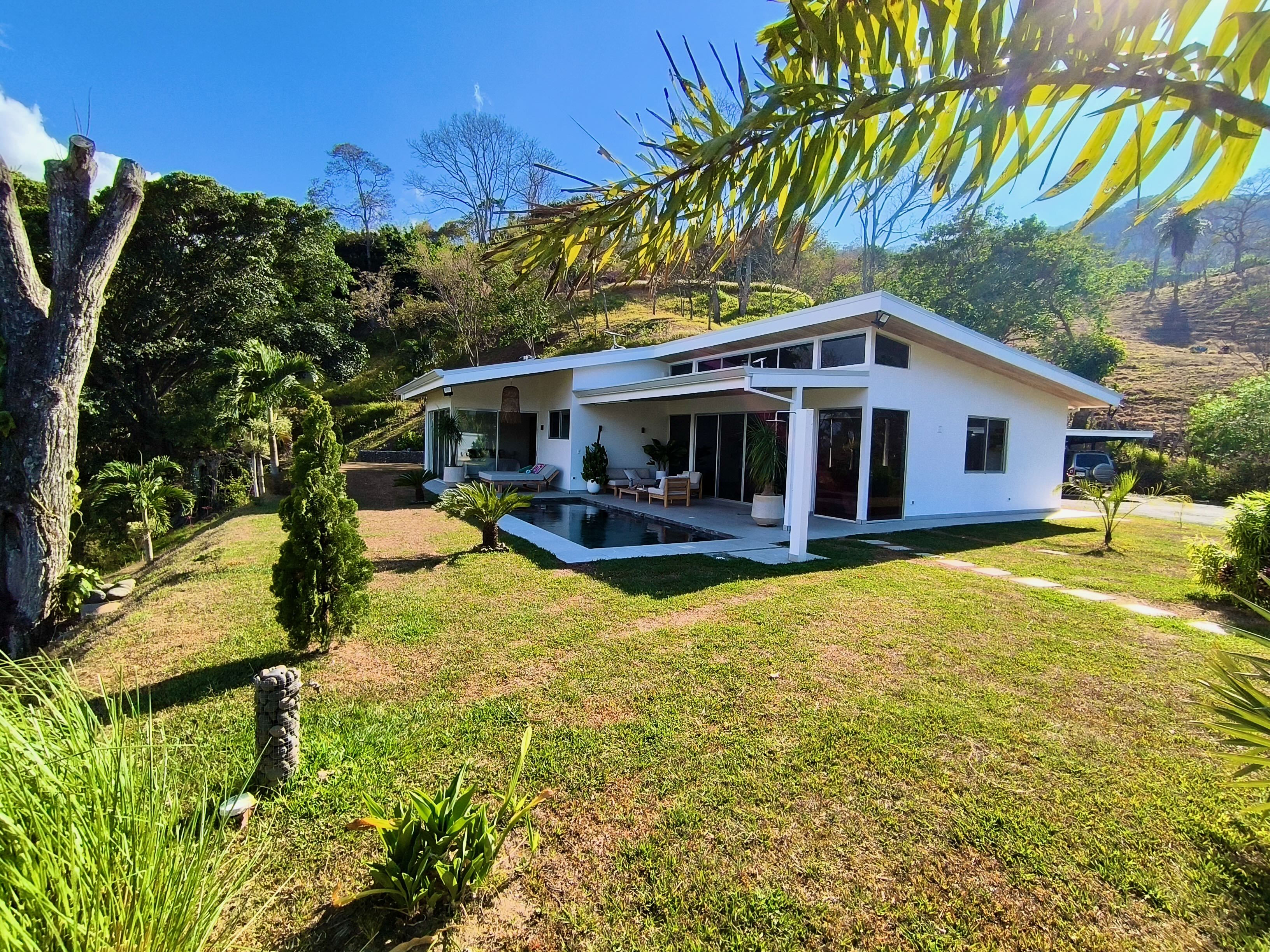 3 bed Single Family Homes For Sale in Atenas, Alajuela - thumb 1