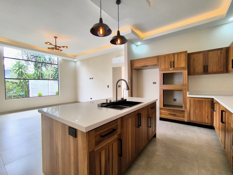 3 bed Single Family Homes For Sale in Atenas, Alajuela - hero 10