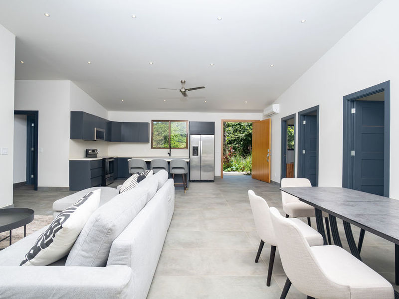 4 bed Single Family Homes For Sale in Playa Potrero, Guanacaste - hero 6