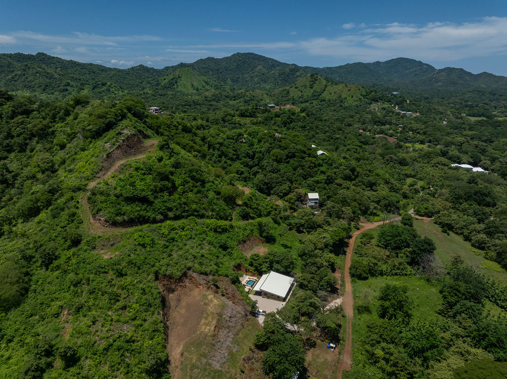 4 bed Single Family Homes For Sale in Playa Potrero, Guanacaste - thumb 21