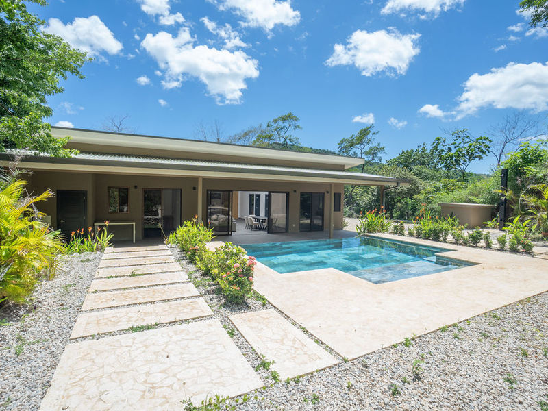 4 bed Single Family Homes For Sale in Playa Potrero, Guanacaste - hero 2