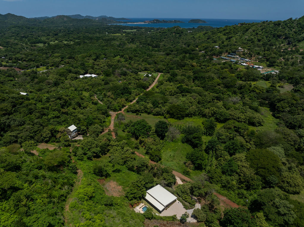 4 bed Single Family Homes For Sale in Playa Potrero, Guanacaste - thumb 1