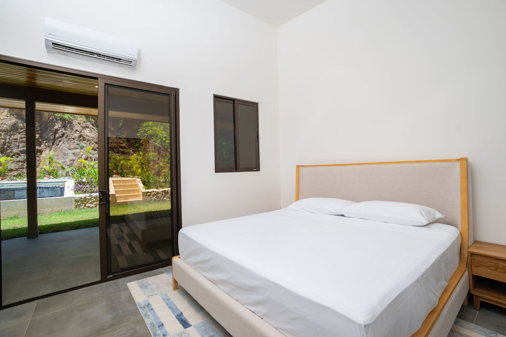 4 bed Single Family Homes For Sale in Playa Potrero, Guanacaste - thumb 16