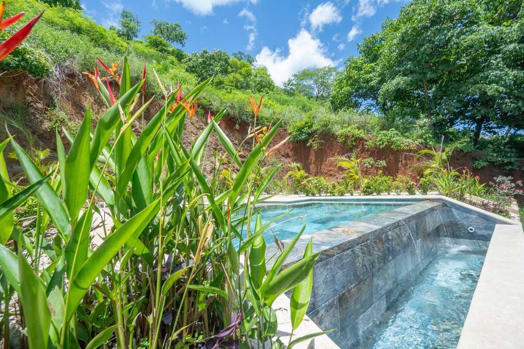 4 bed Single Family Homes For Sale in Playa Potrero, Guanacaste - thumb 18