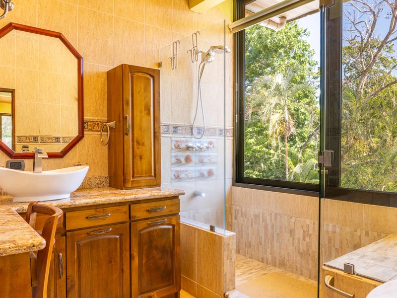 4 bed Single Family Homes For Sale in Playa Carrillo, Guanacaste - hero 17