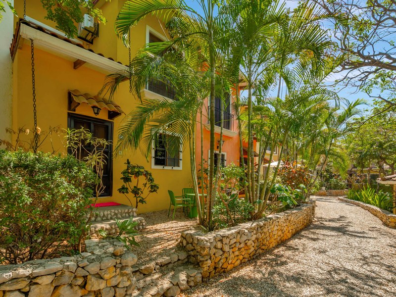 2 bed Condo For Sale in Tamarindo, Guanacaste - hero 16