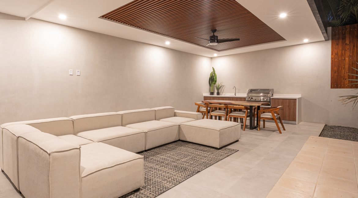 4 bed Single Family Homes For Sale in Tamarindo, Guanacaste - thumb 4