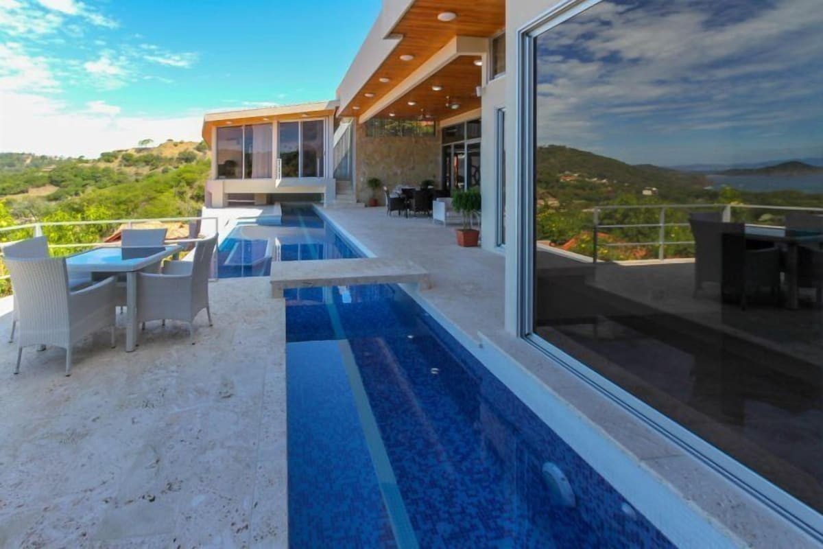 5 bed Single Family Homes For Sale in Hermosa, Guanacaste - thumb 1