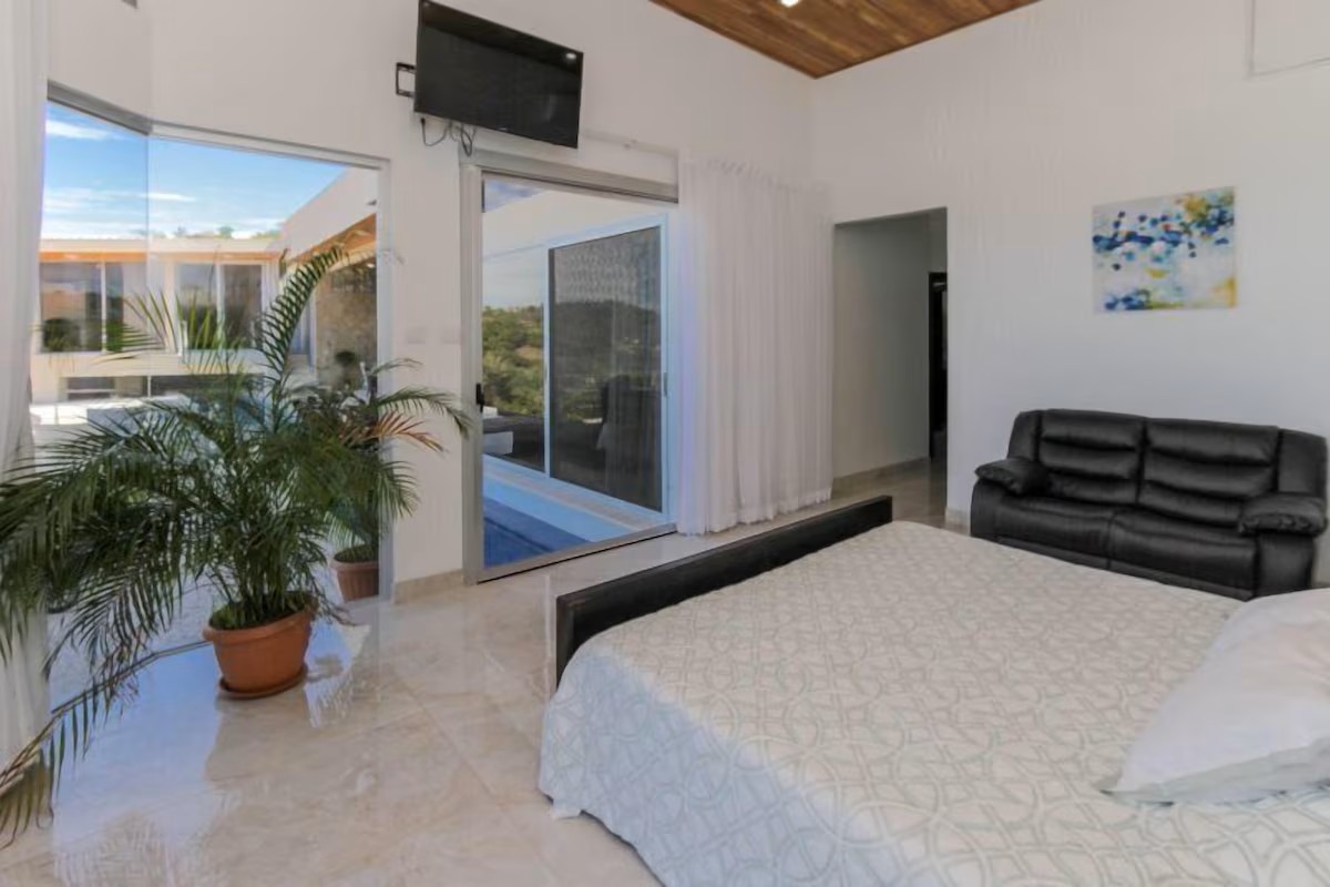 5 bed Single Family Homes For Sale in Hermosa, Guanacaste - thumb 10