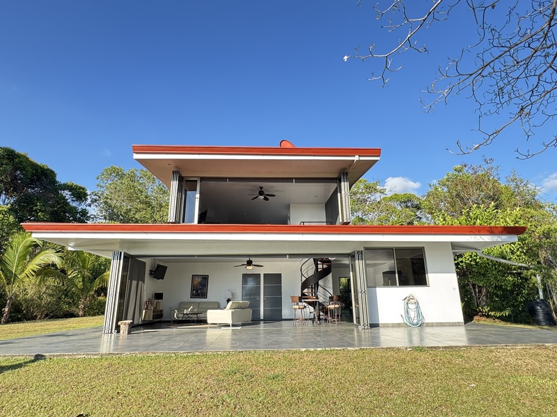 2 bed Single Family Homes For Sale in Perez Zeledon, San Jose - hero 2