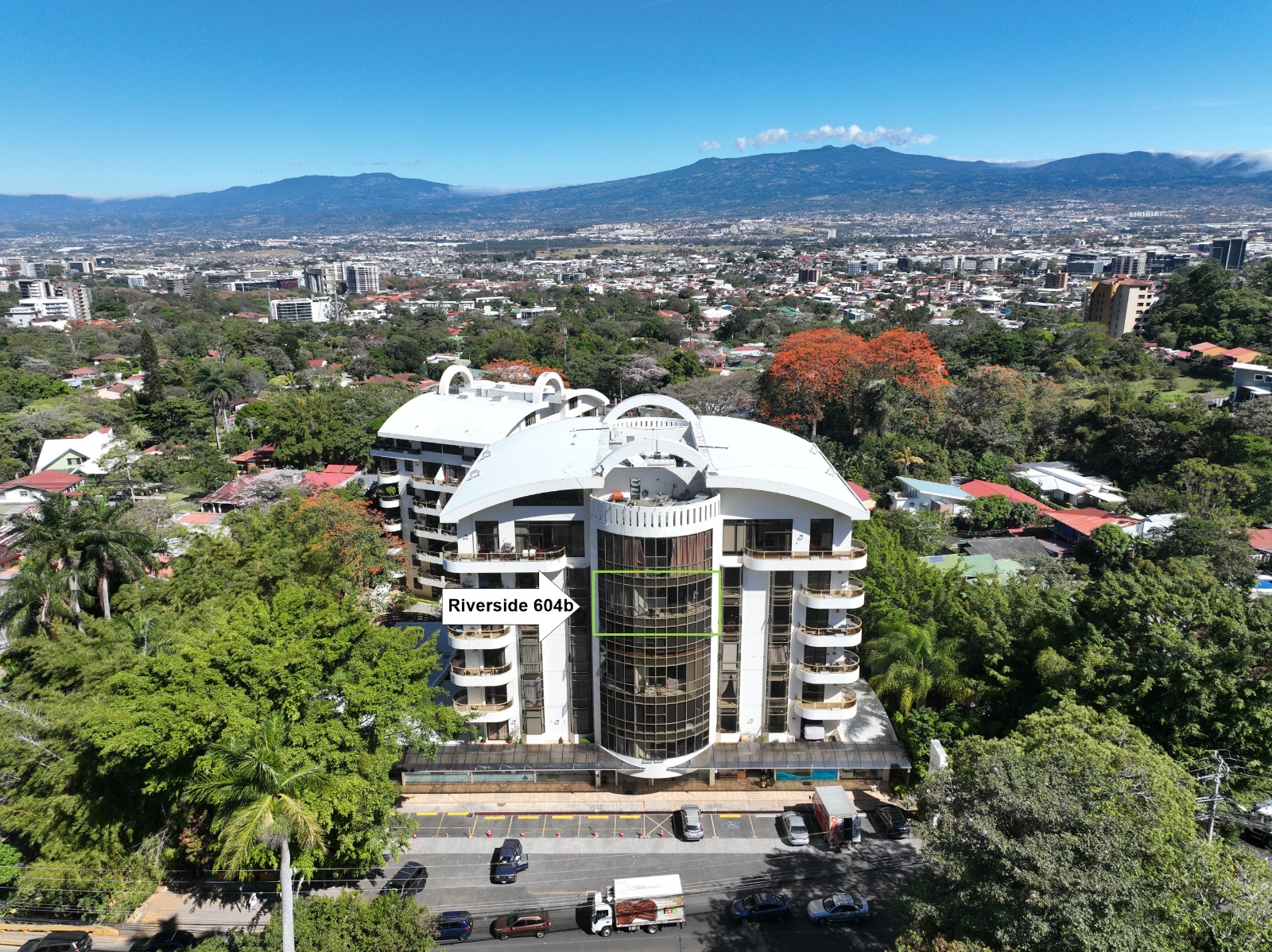 2 bed Apartment For Rent in Escazu, San Jose - thumb 2
