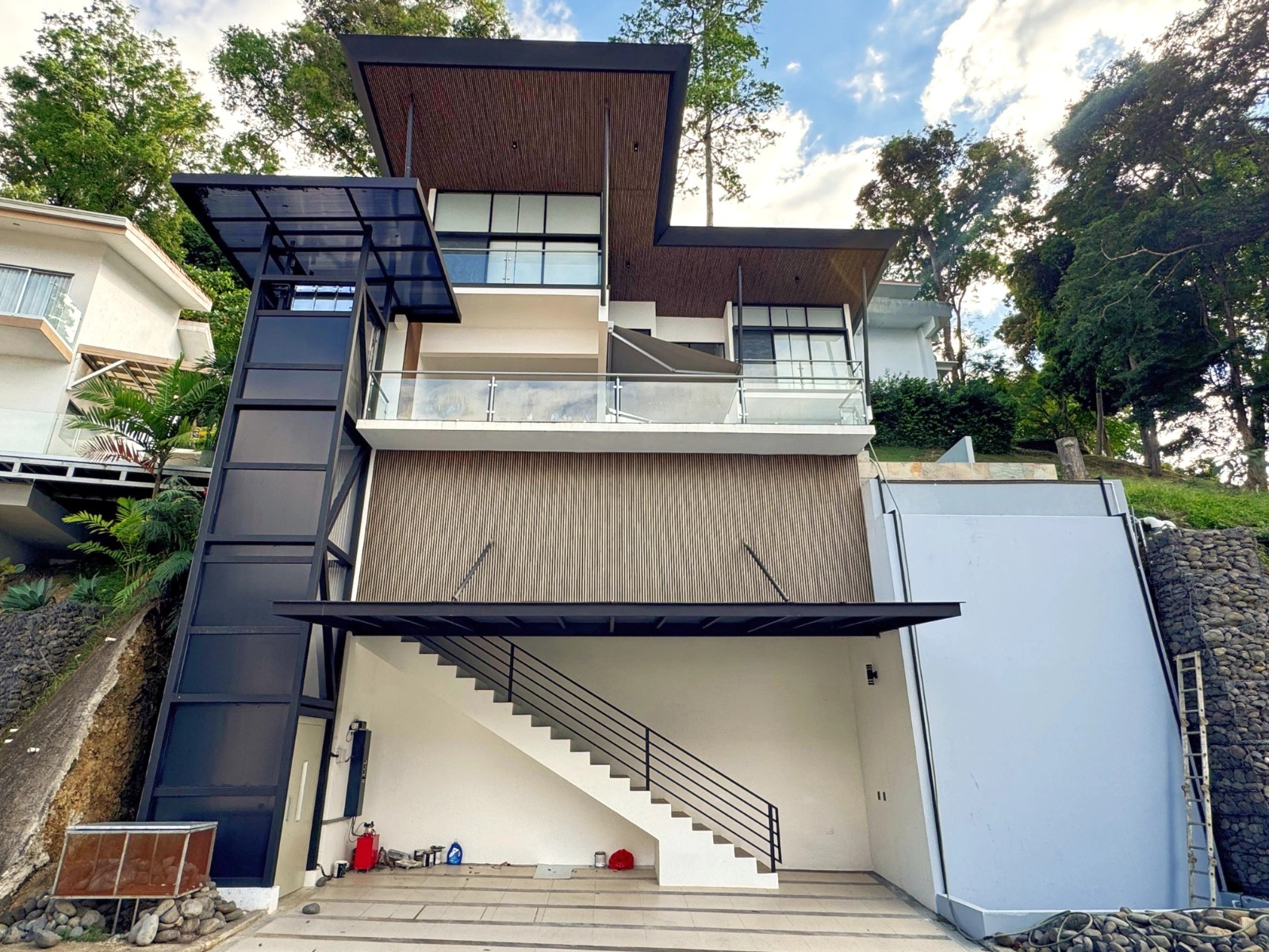 4 bed Single Family Homes For Sale in Punta Leona, Puntarenas - thumb 9