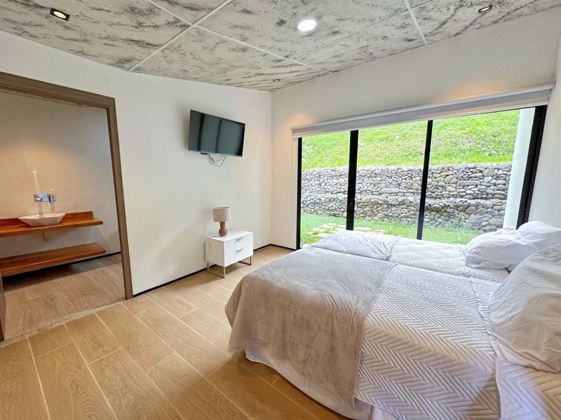4 bed Single Family Homes For Sale in Punta Leona, Puntarenas - hero 20