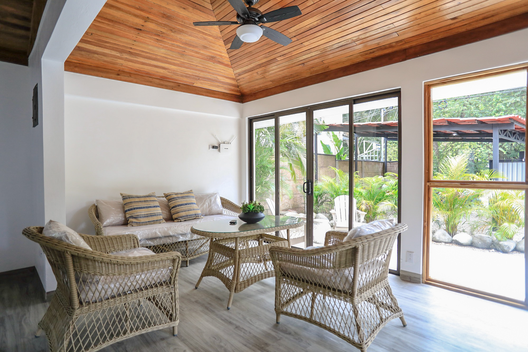 1 bed Single Family Homes For Sale in Santa Teresa, Puntarenas - thumb 11