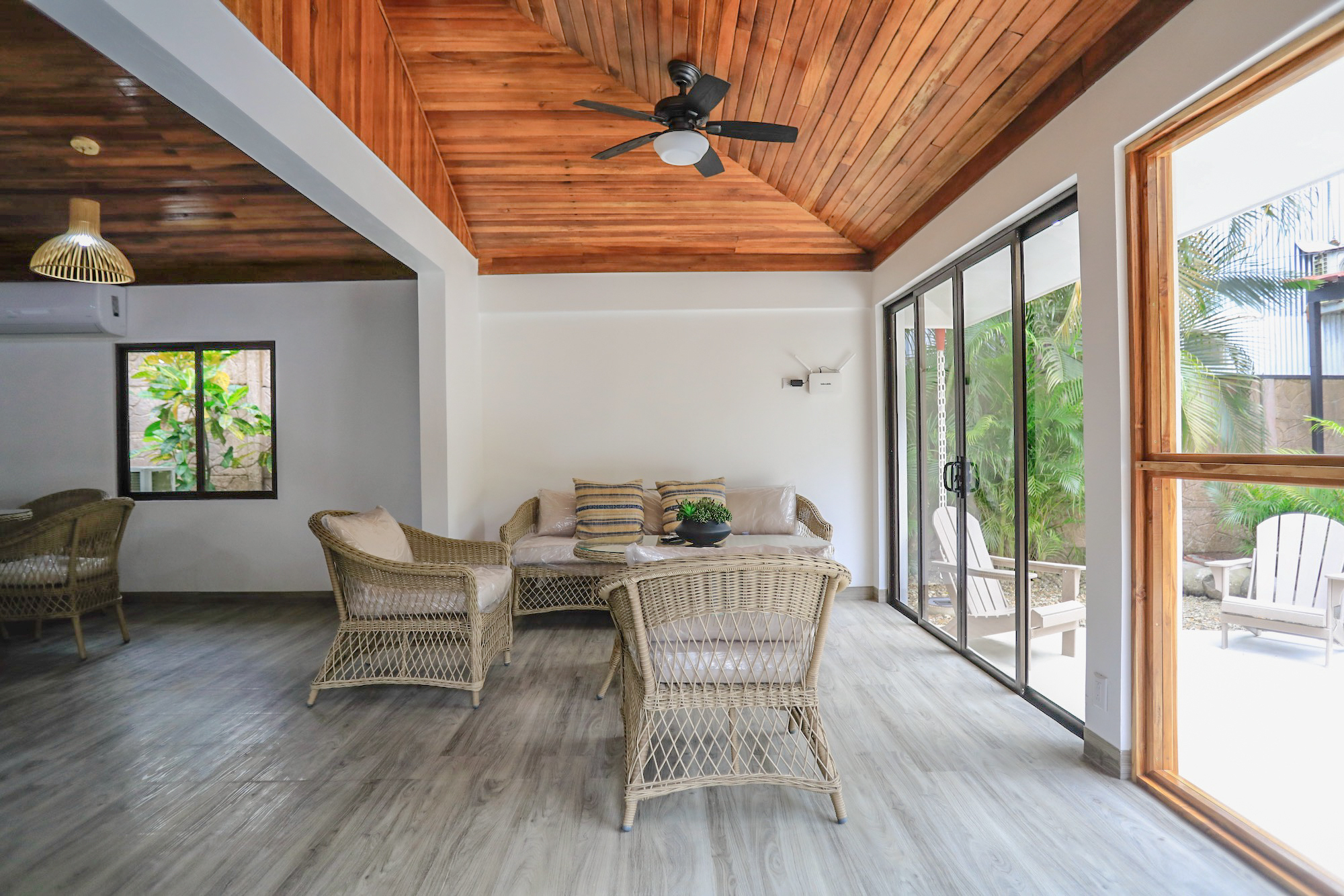 1 bed Single Family Homes For Sale in Santa Teresa, Puntarenas - thumb 8