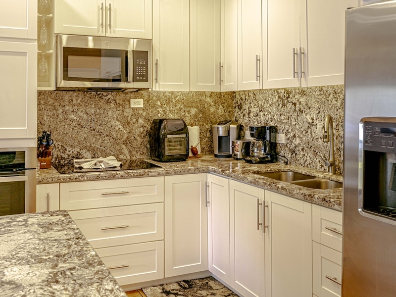 3 bed Condo For Sale in Playa Flamingo, Guanacaste - hero 5