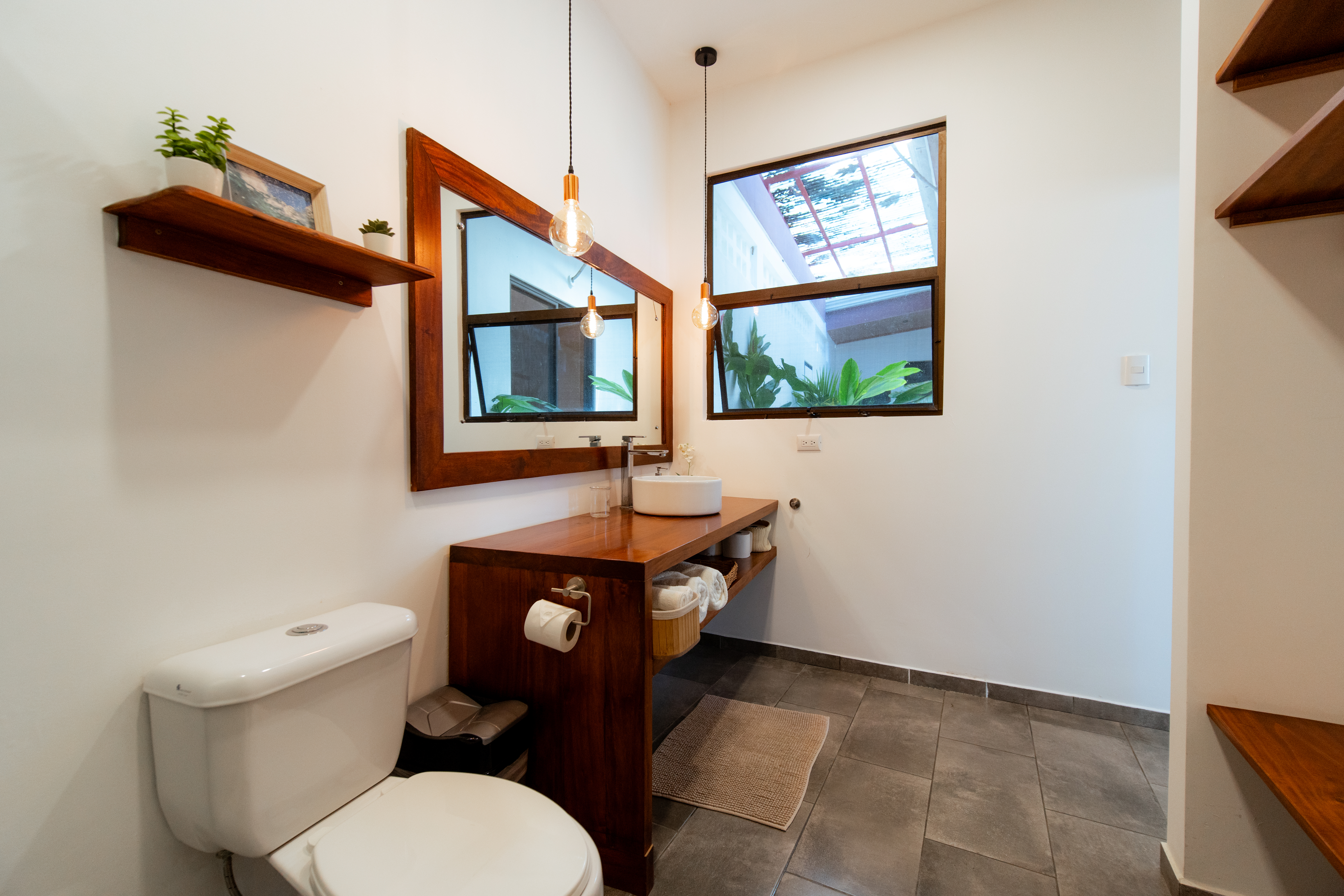 4 bed Single Family Homes For Sale in Santa Teresa, Puntarenas - thumb 20
