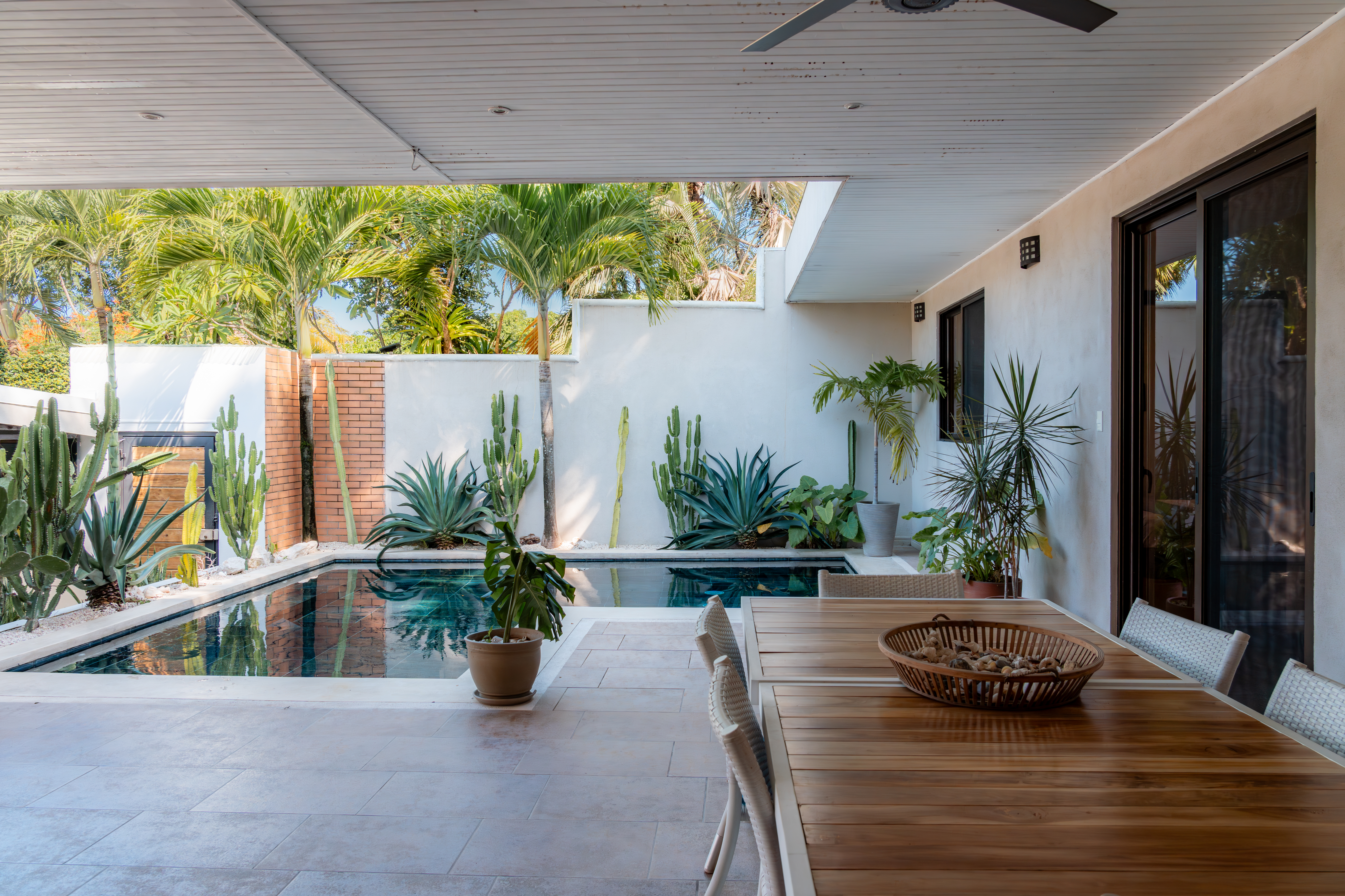 4 bed Single Family Homes For Sale in Santa Teresa, Puntarenas - thumb 6
