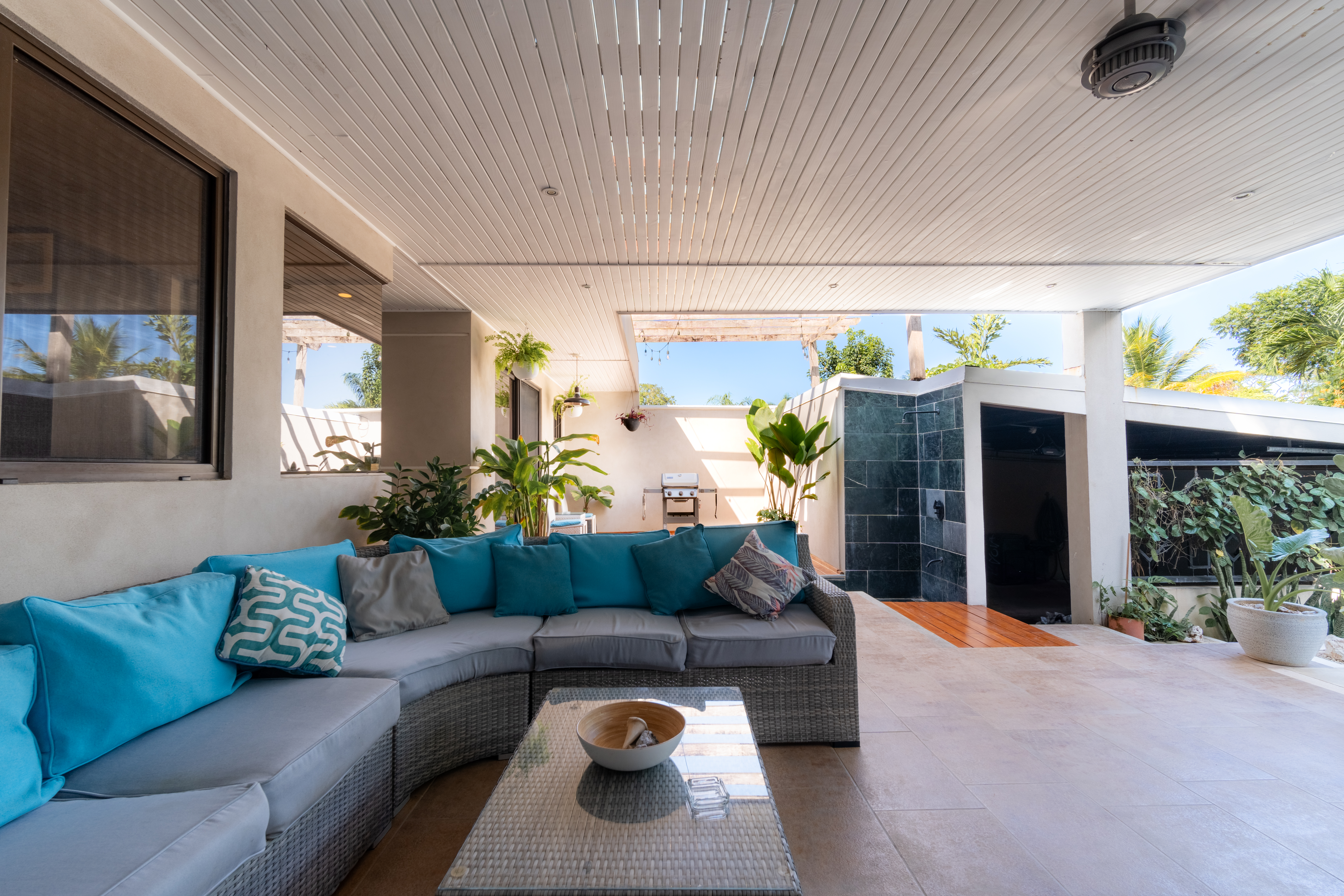 4 bed Single Family Homes For Sale in Santa Teresa, Puntarenas - thumb 5