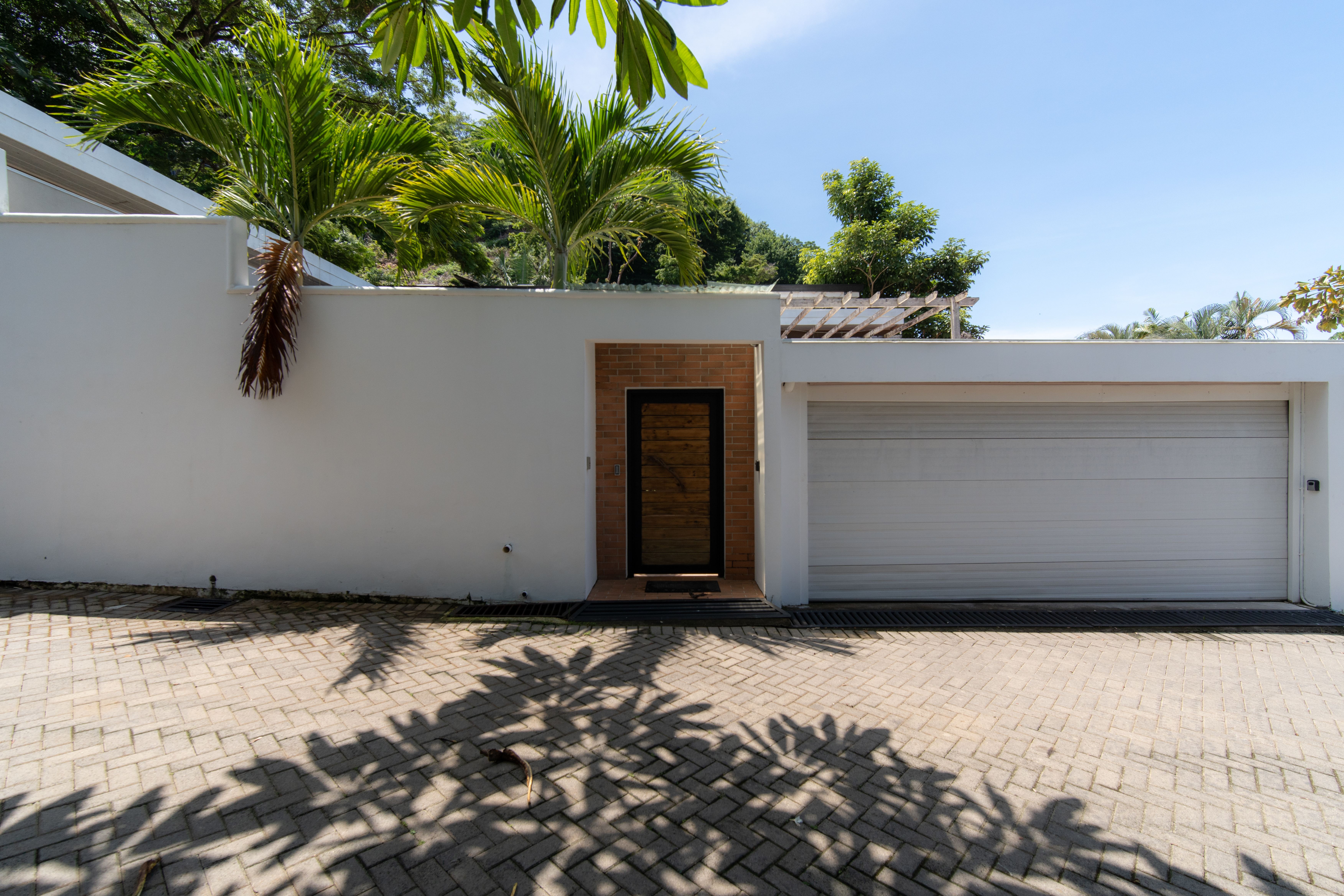 4 bed Single Family Homes For Sale in Santa Teresa, Puntarenas - thumb 29