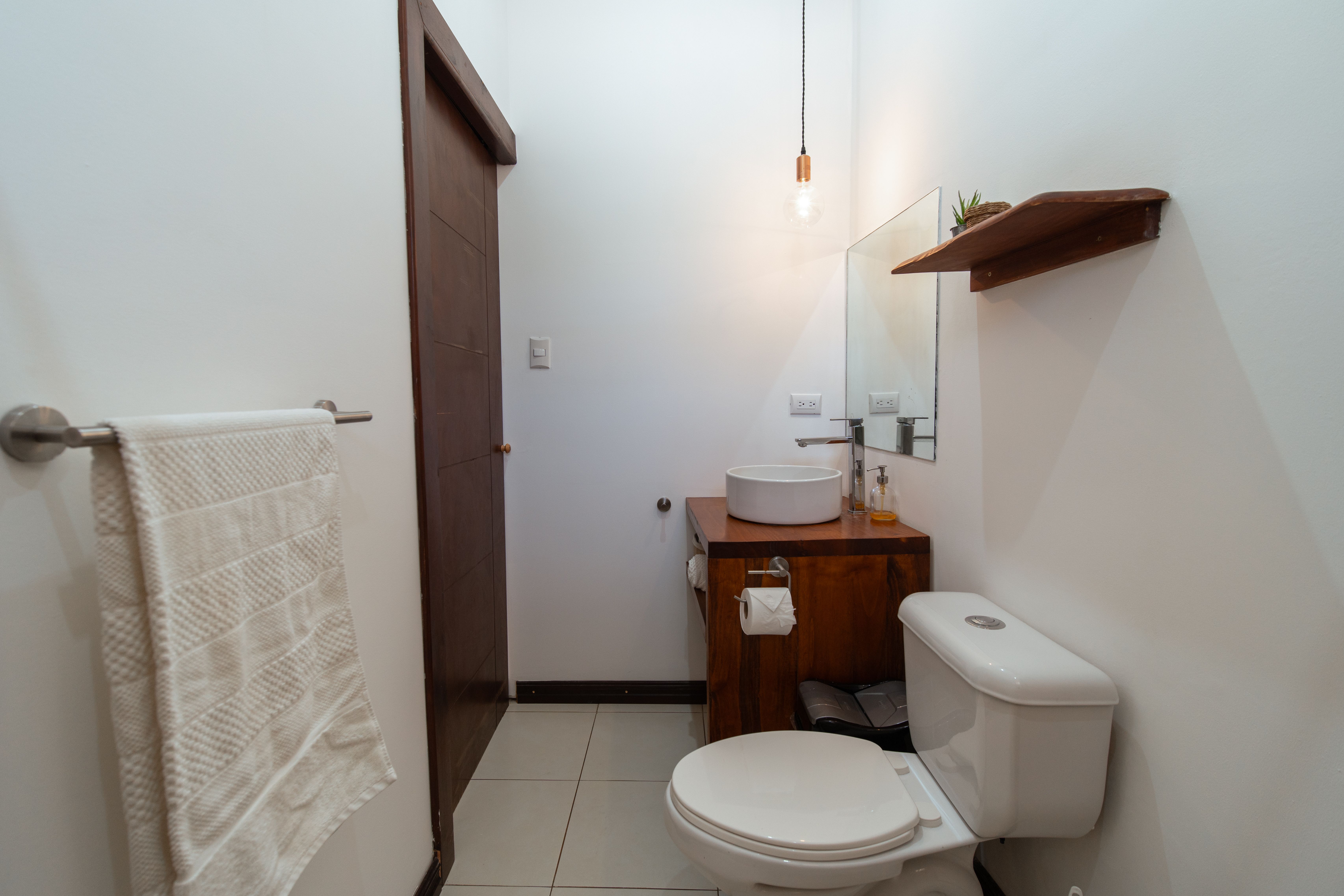 4 bed Single Family Homes For Sale in Santa Teresa, Puntarenas - thumb 28