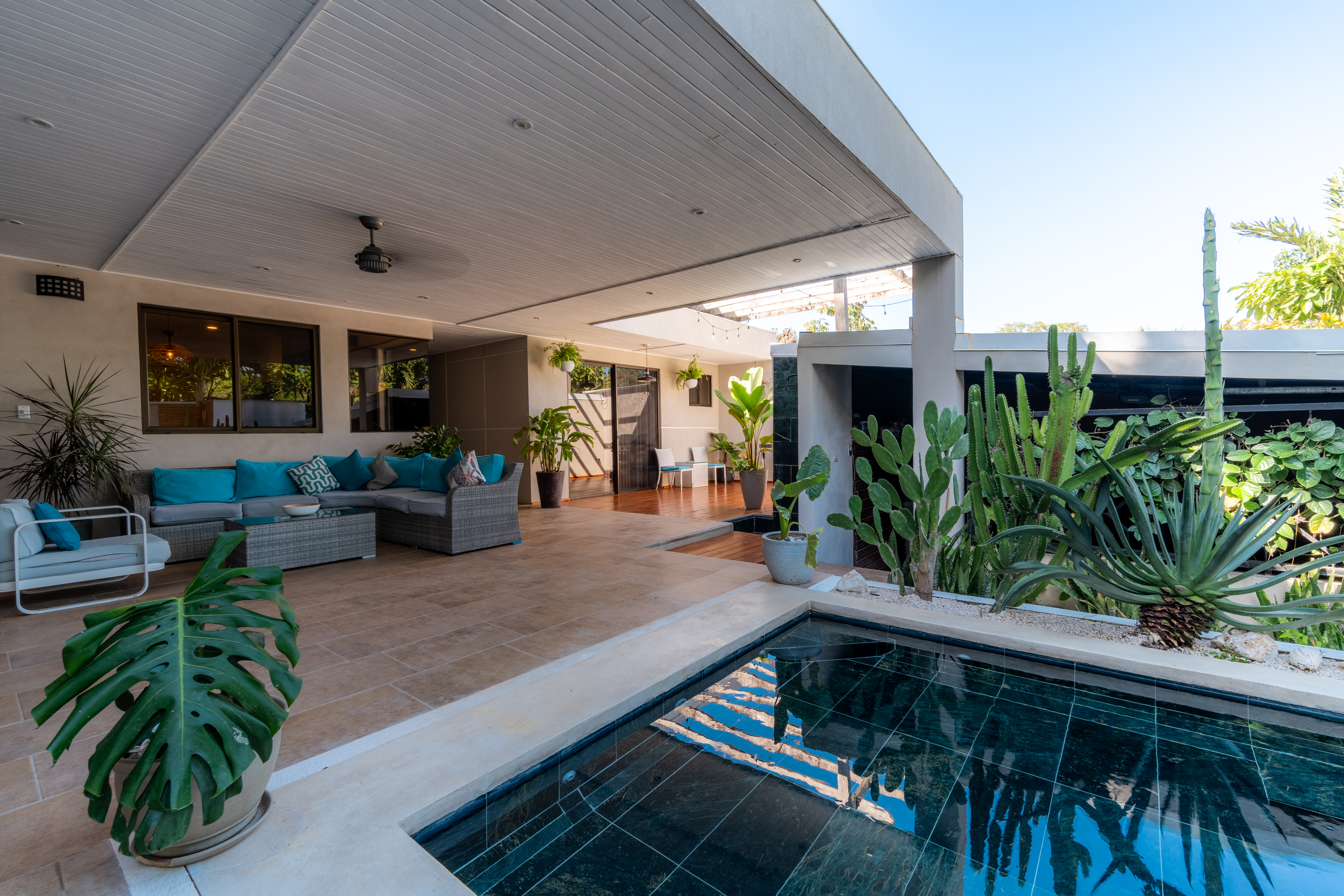 4 bed Single Family Homes For Sale in Santa Teresa, Puntarenas - thumb 4