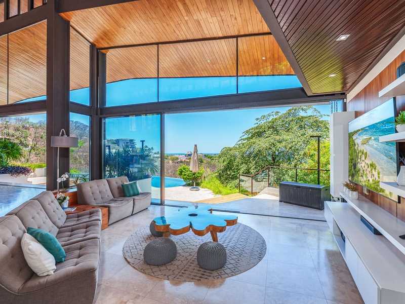 5 bed Single Family Homes For Sale in Tamarindo, Guanacaste - hero 27