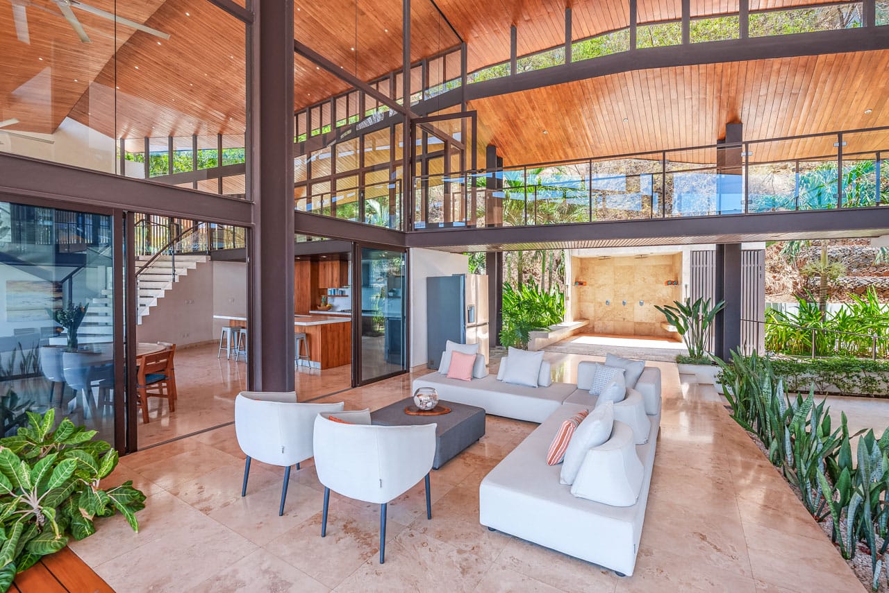 5 bed Single Family Homes For Sale in Tamarindo, Guanacaste - thumb 8
