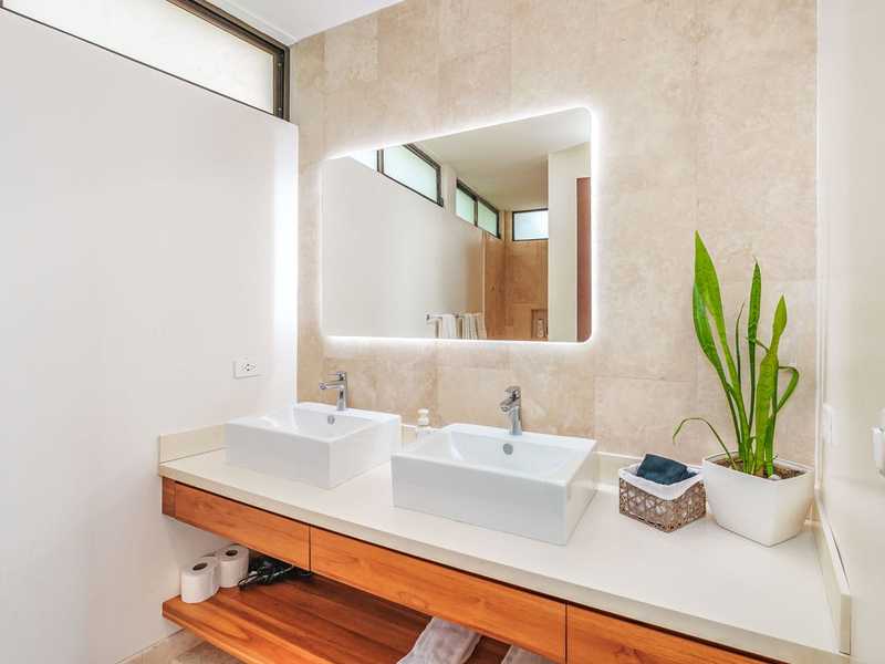 5 bed Single Family Homes For Sale in Tamarindo, Guanacaste - hero 23